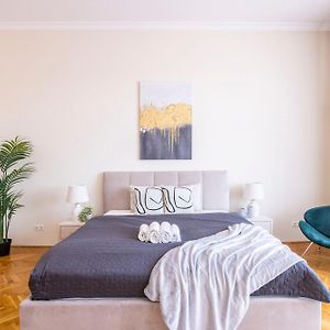 Deluxe Appartement met Twee Slaapkamers